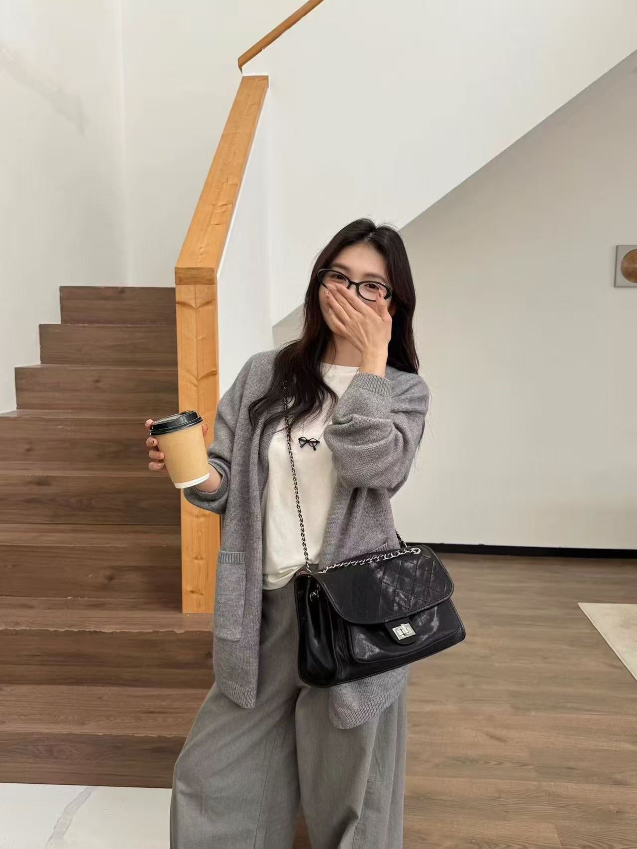 Luxury Quilted Flap Shoulder Bag with Chain Strap