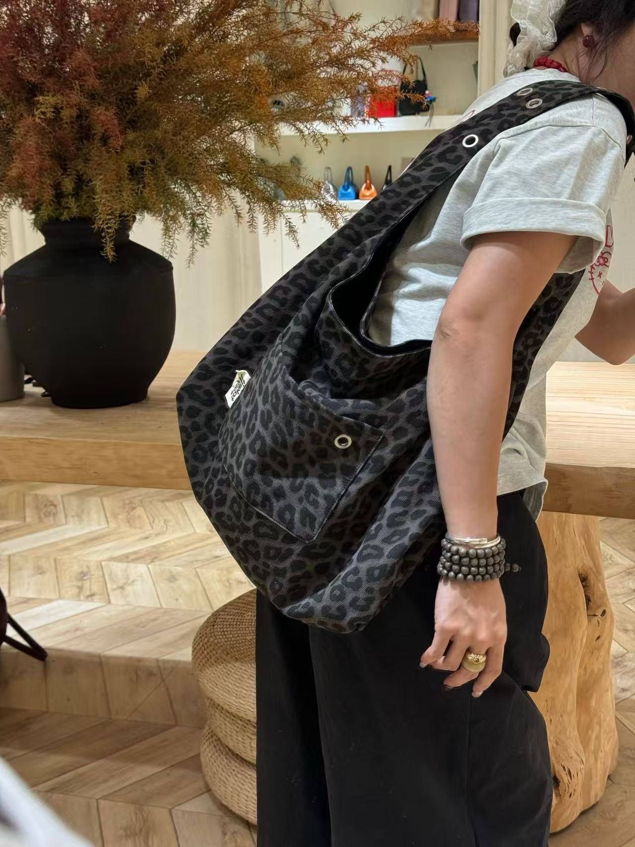 Leopard Print Slouchy Tote Bag – Oversized Everyday Shoulder Bag